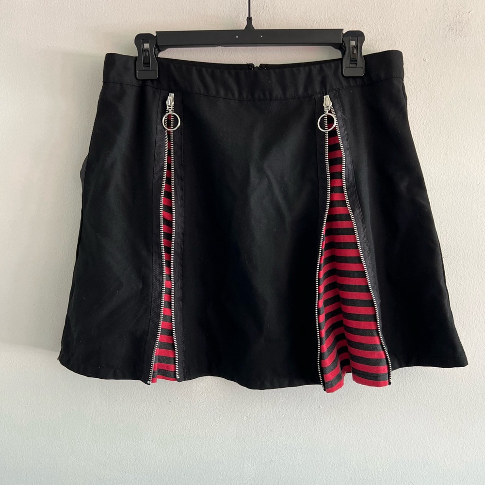 Y2K Hot Topic A-Line Mini Skirt Black Red Striped Size XL